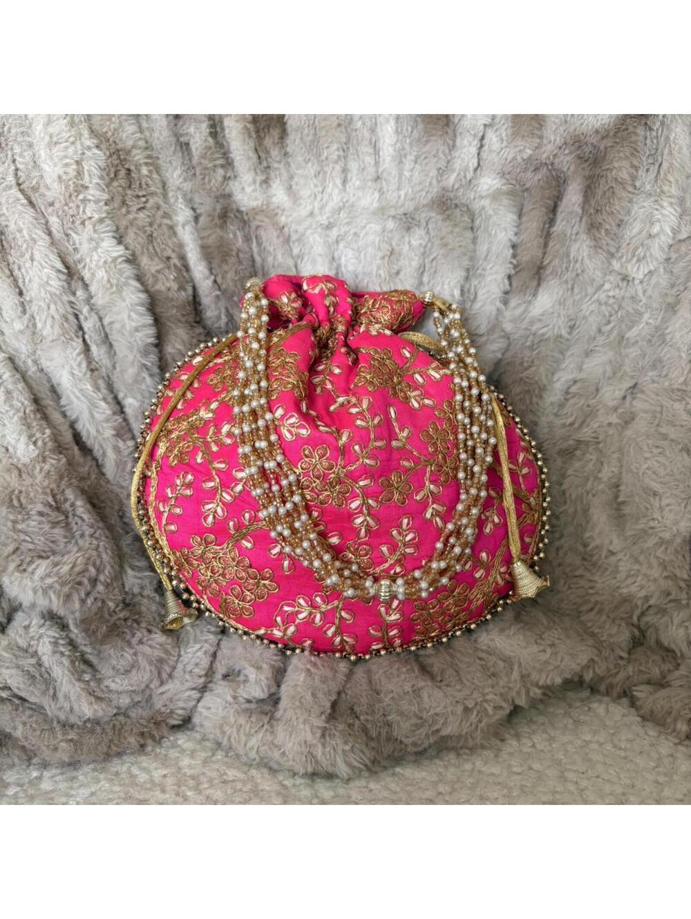 POUCH PURSE/BAG